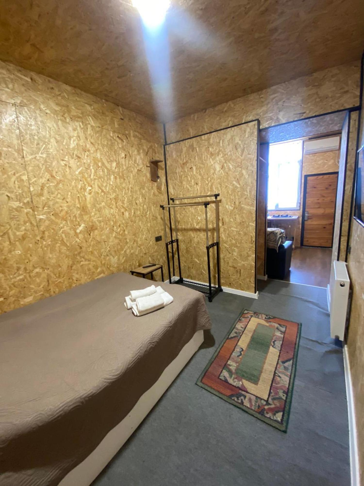 Family Apartment In Avlabari Tbilisi ภายนอก รูปภาพ