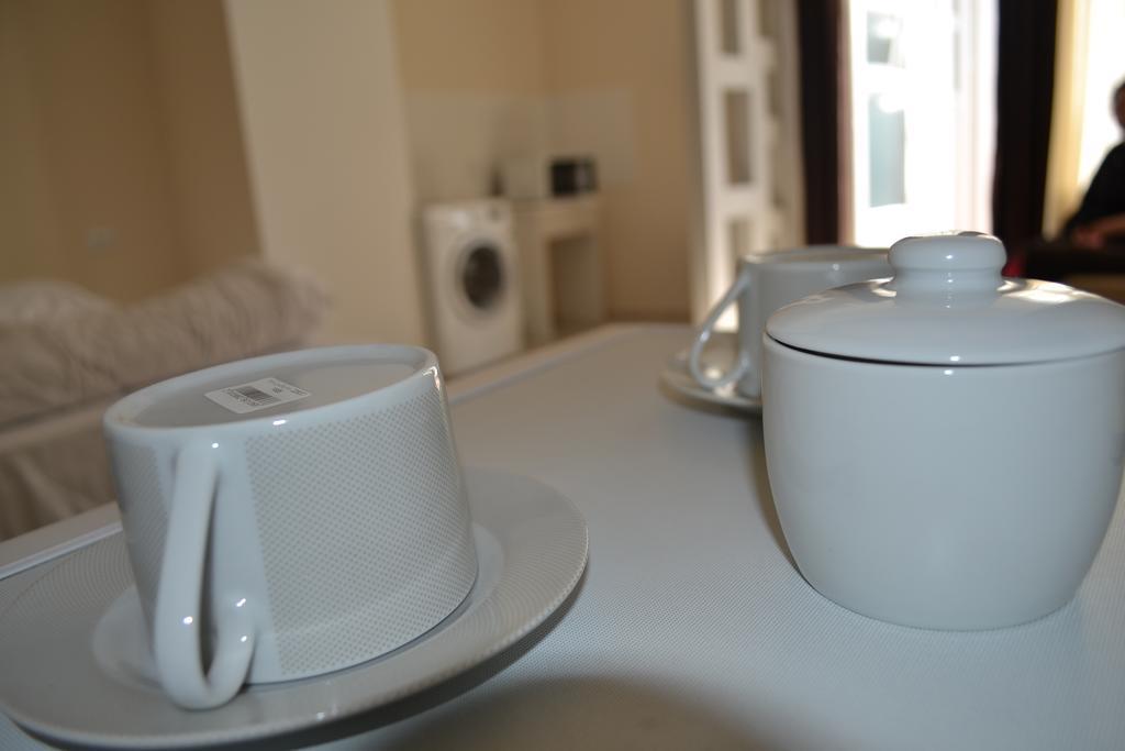 Family Apartment In Avlabari Tbilisi ภายนอก รูปภาพ