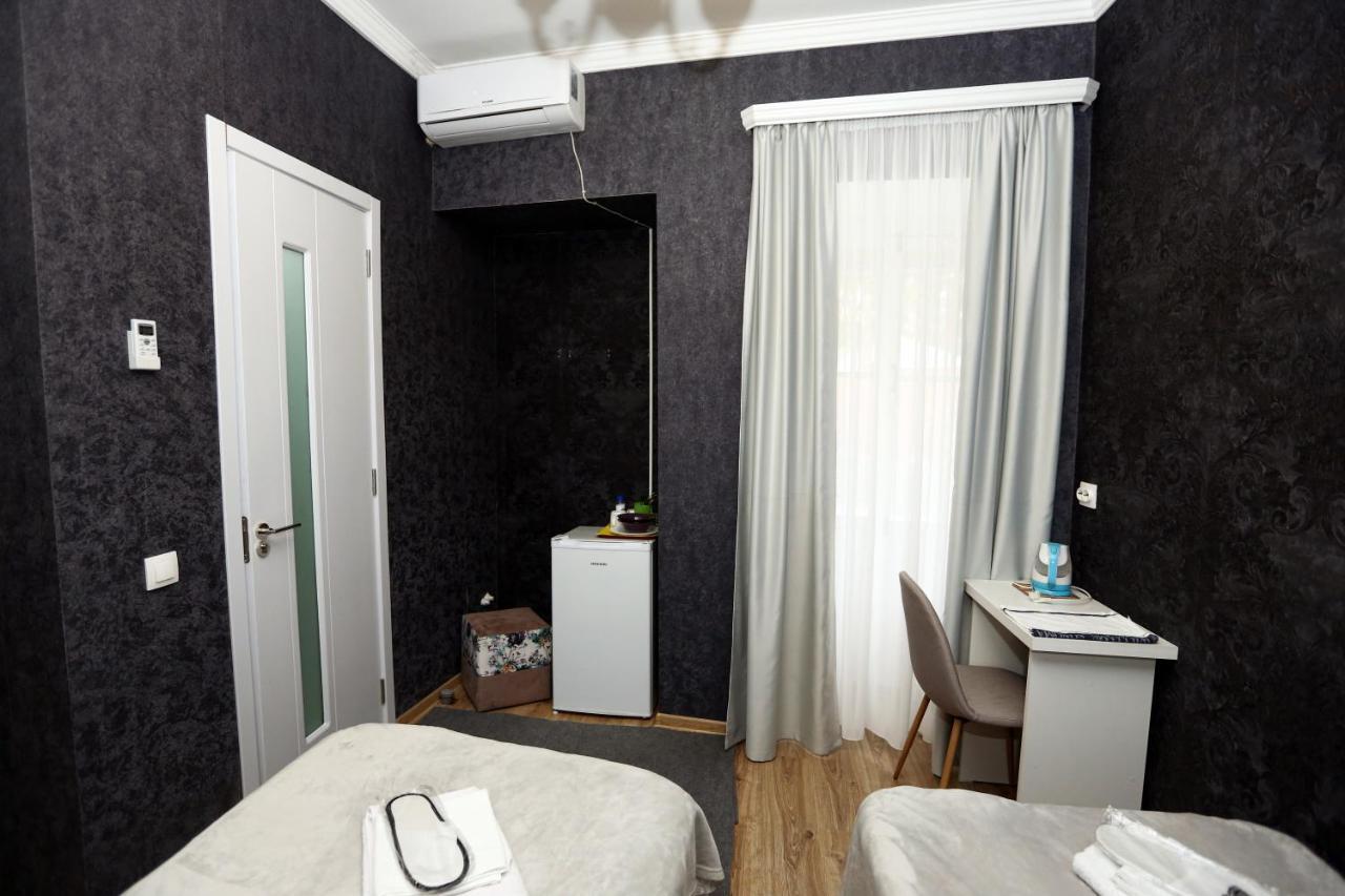 Family Apartment In Avlabari Tbilisi ภายนอก รูปภาพ